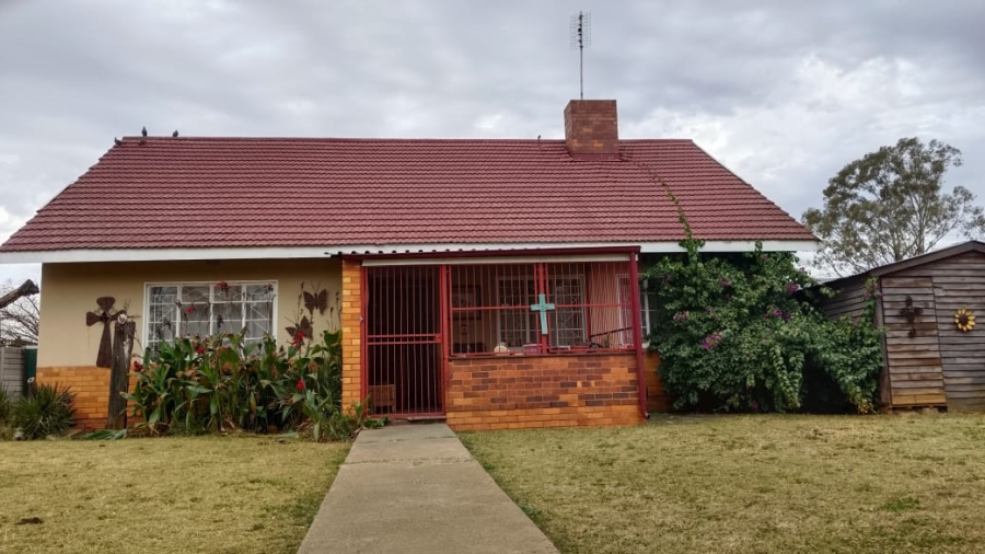 3 Bedroom Property for Sale in Ellaton North West